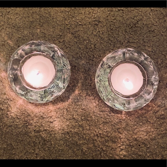 Set of Two Diamond Glass Candle Holders - Picture 7 of 9